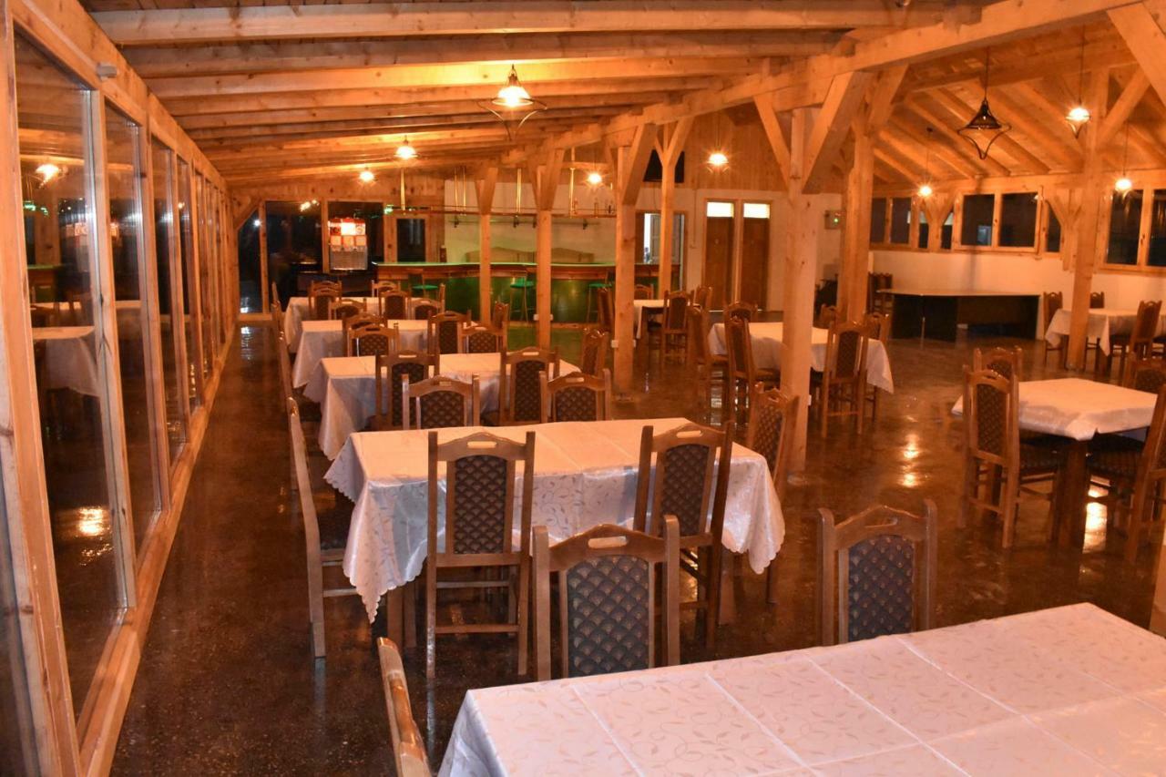 Tara Inn Resort Bastasi Zewnętrze zdjęcie